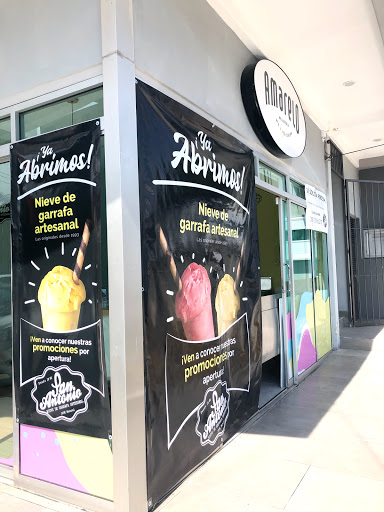 Amarelo Nieves de Garrafa y Más...
