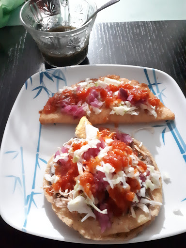 Antojitos Yucatecos