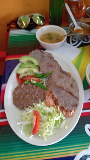 Cocinita Los Sarapes