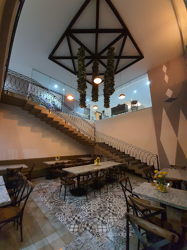 El Chato Restaurante