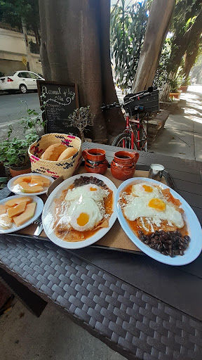 El Comal y la Olla