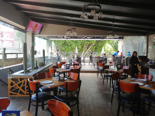 El Mirador - Cantina & Comida Mexicana
