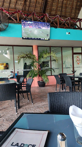 El Tablón Cancún - Cocina Mediterranea