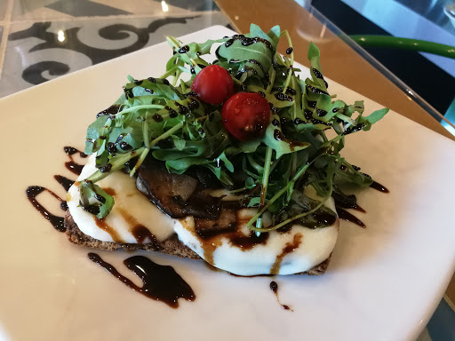 GOFREE MARKET & BISTRO
