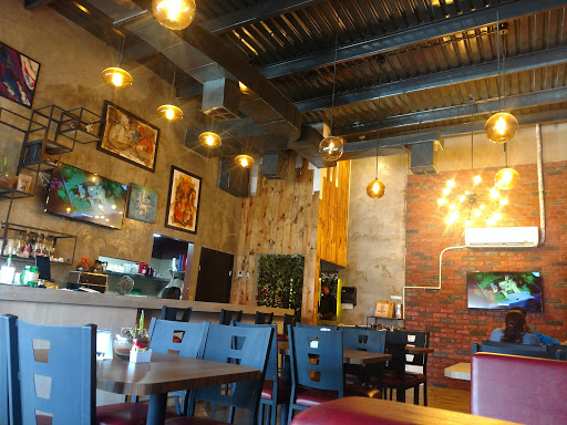 Galería Urbana Café + Bistro