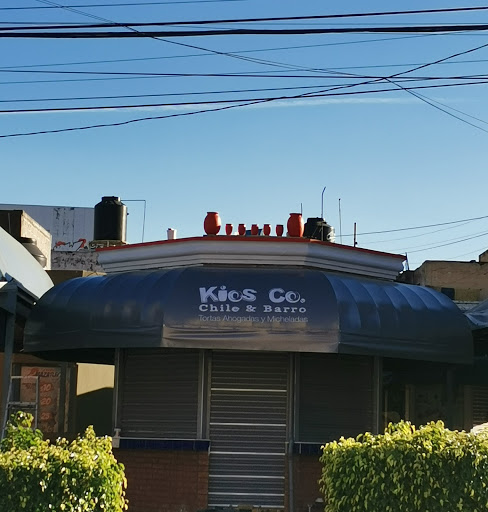 Kios Co. (Micheladas, Cántaros Y Ahogadas)