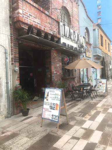 La Cava Bar