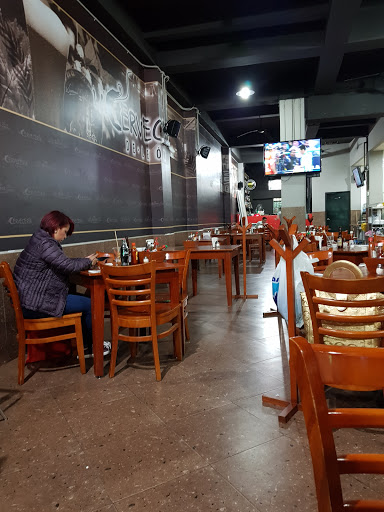 La Cervecería De Léon (Centro) - Mariscos y Carnes
