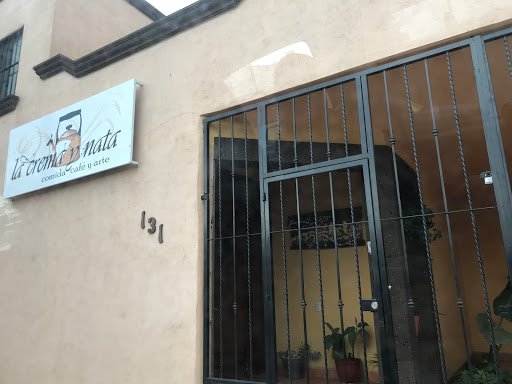 La Crema Y Nata
