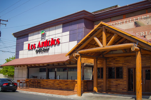 Los Antojos Grill & Beer
