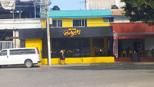 Smashing Burgers - Yaxchilan