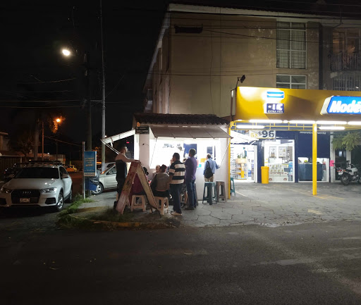 Tacos dorados El Socio.