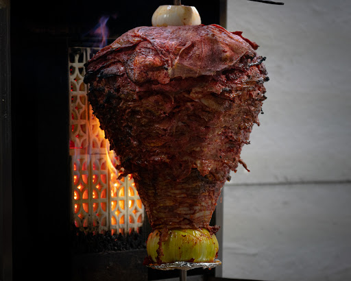 Taquería “Los Poblanos” - Alamitos