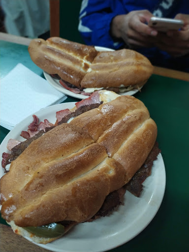 Tortas “La Montaña de Oro”